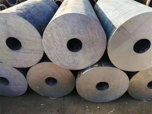潮州厚壁热轧无缝钢管