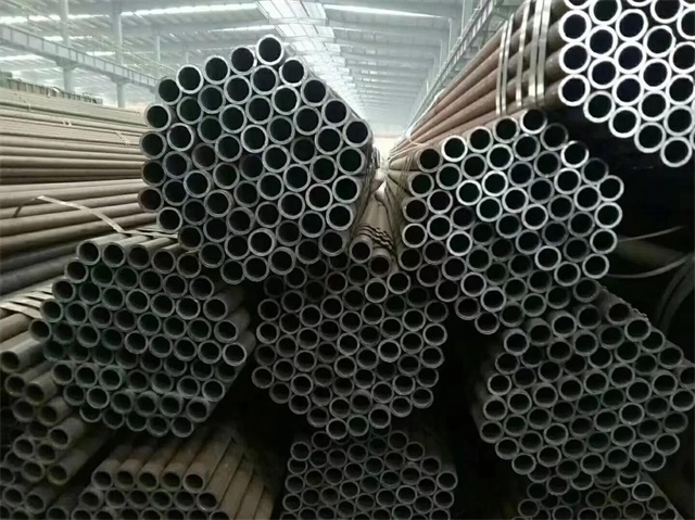 潮州20#石油裂化用无缝钢管